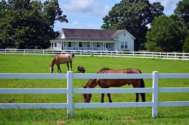 Products For Farm Fence Service in use
